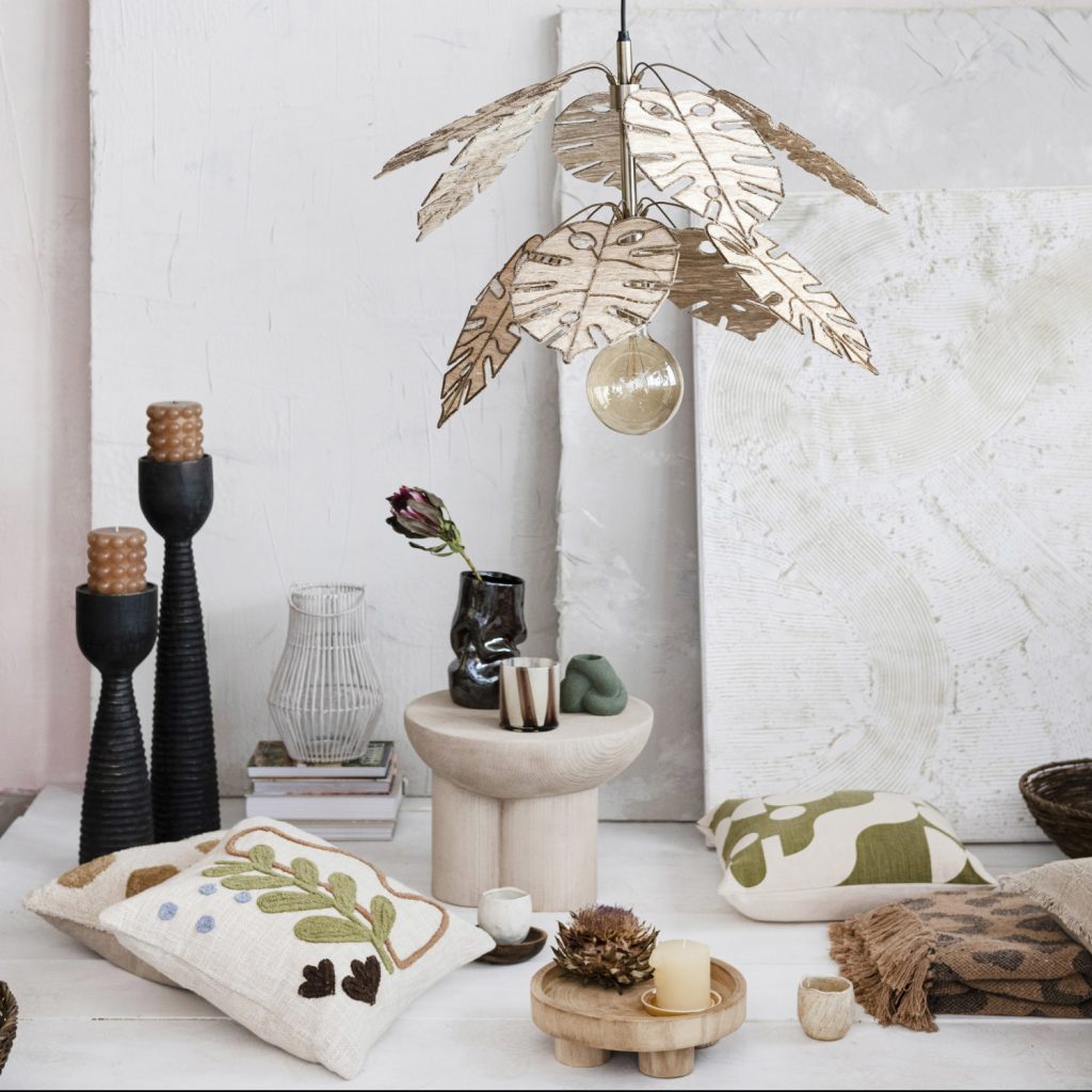 AH3032_1_-12026011612